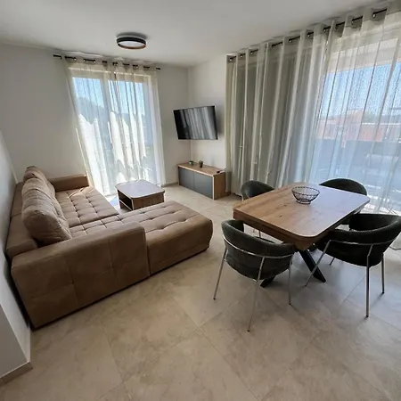 Mukalba E6 2kat Appartement *